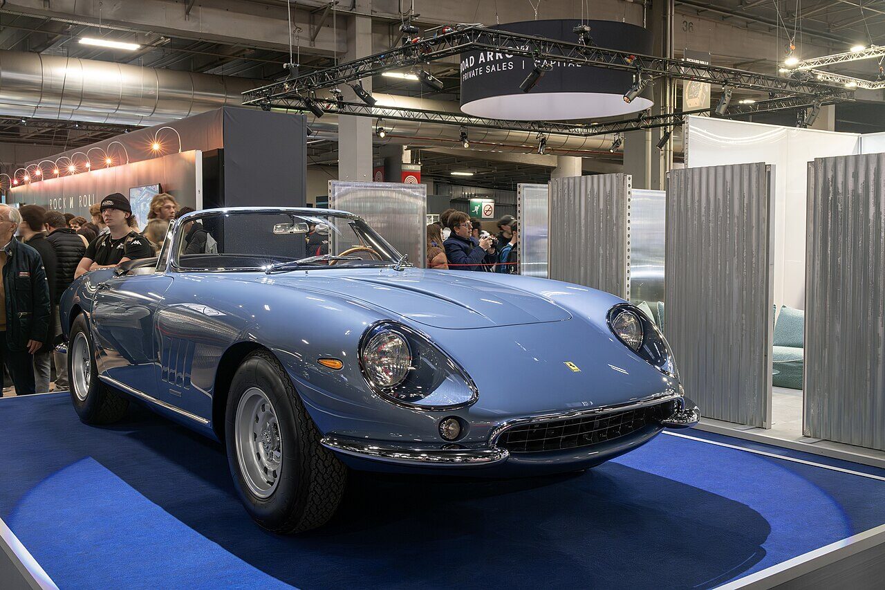 Ferrari 275 GTB/4*S N.A.R.T. Spider