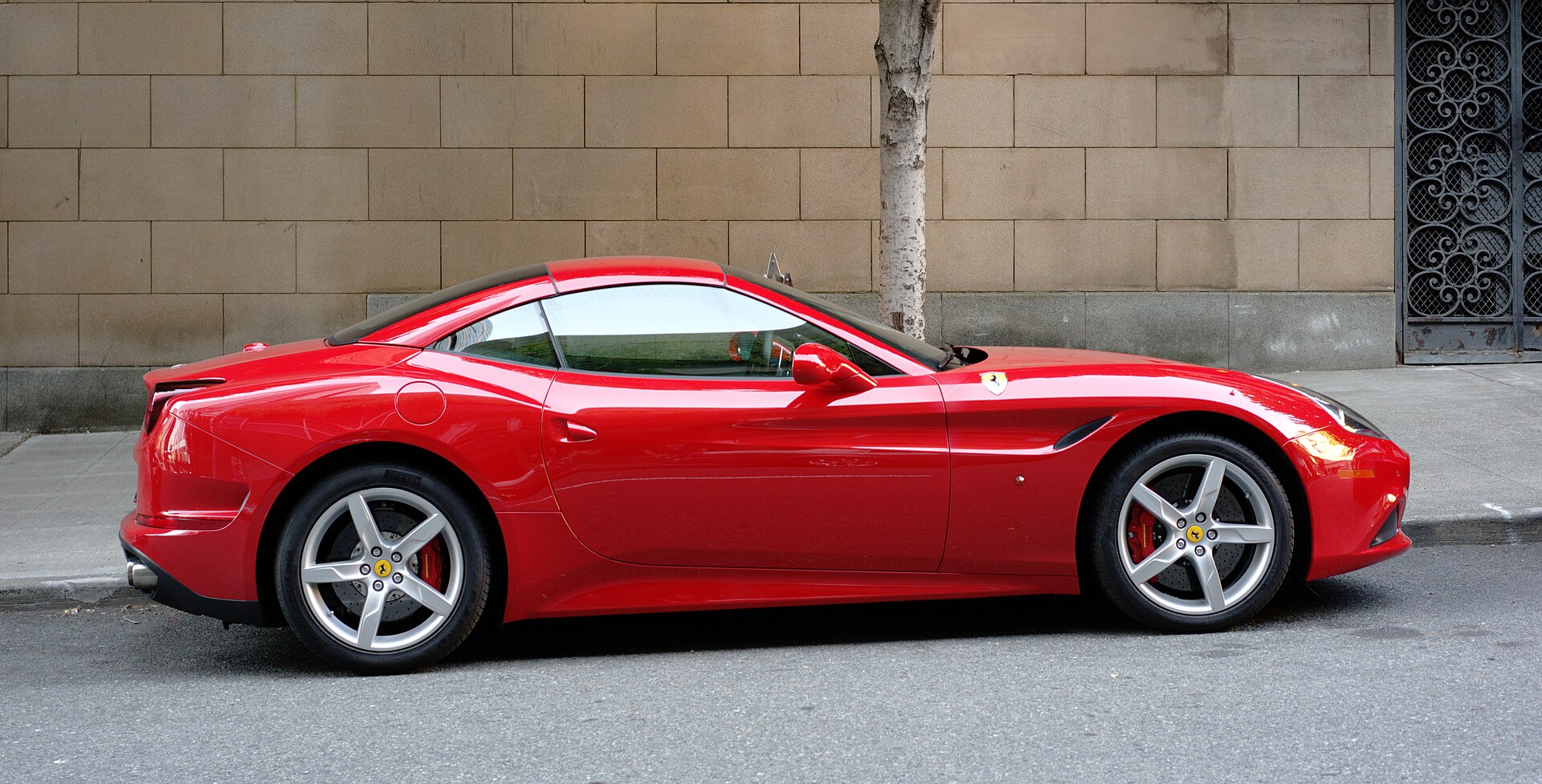 Ferrari California T